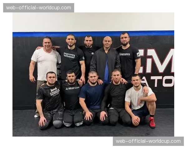 UFC名人堂成员丹尼尔-科米尔确认将担任下一期《终极斗士》教练 UFC名人堂成员丹尼尔-科米尔确认将担任下一期《终极斗士》教练