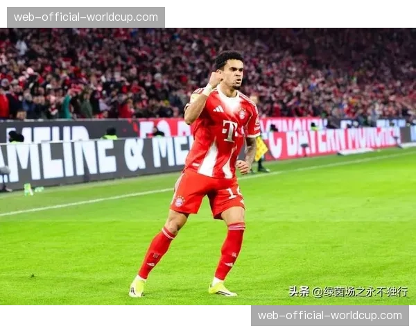 拜仁三叉戟创纪录：凯恩奥利塞迪亚斯单赛季欧冠参与进球均上双